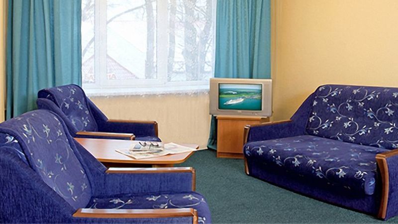 Kozatsky On Antonova Hotel เคียฟ ภายนอก รูปภาพ